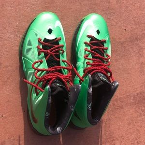 Nike Lebron X Dead Stock